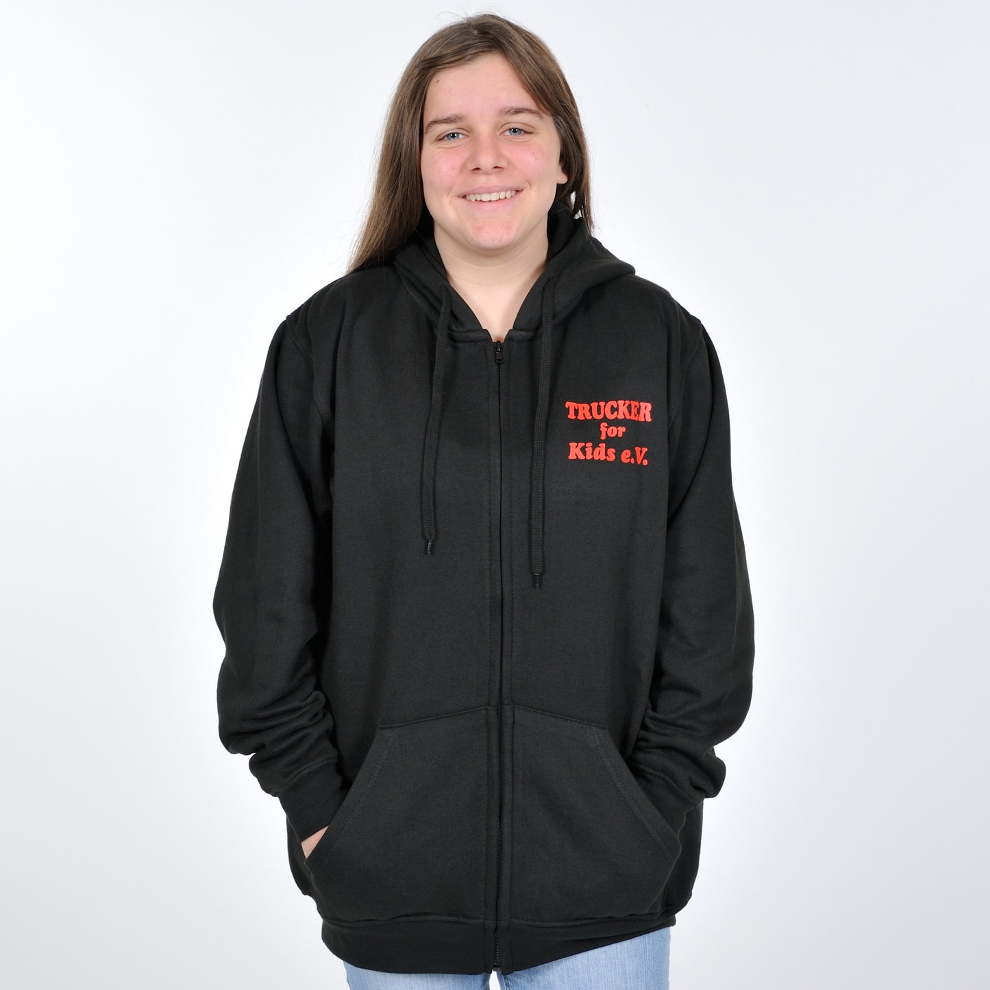 🖤 Jetzt erhältlich: Der offizielle Vereins-Hoodie von Trucker-for-Kids e.V. 🖤