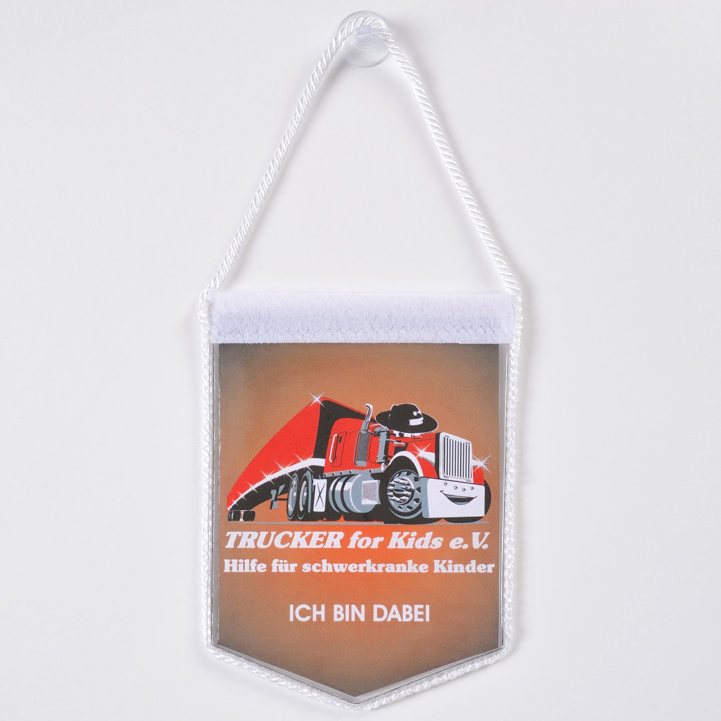 🚩 Exklusiv erhältlich: Der Trucker-for-Kids Wimpel – beidseitig bedruckt! 🚩