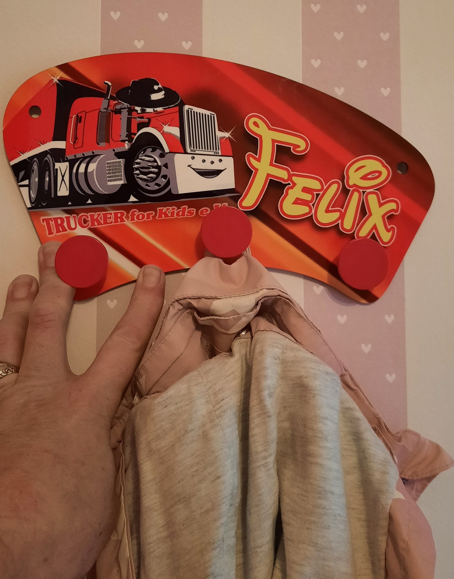 Children's clothes hooks with TFK logo and name